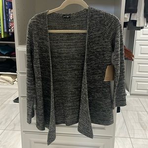 GORGEOUS CASHMERE/WOOL GRAY CARDIGAN
